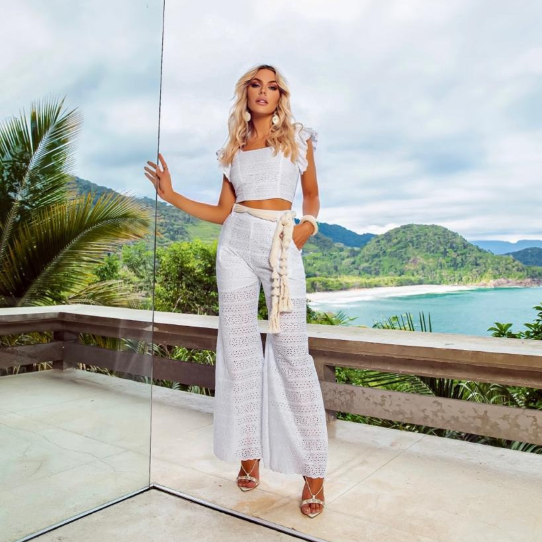 Calça Flare Laise Branca