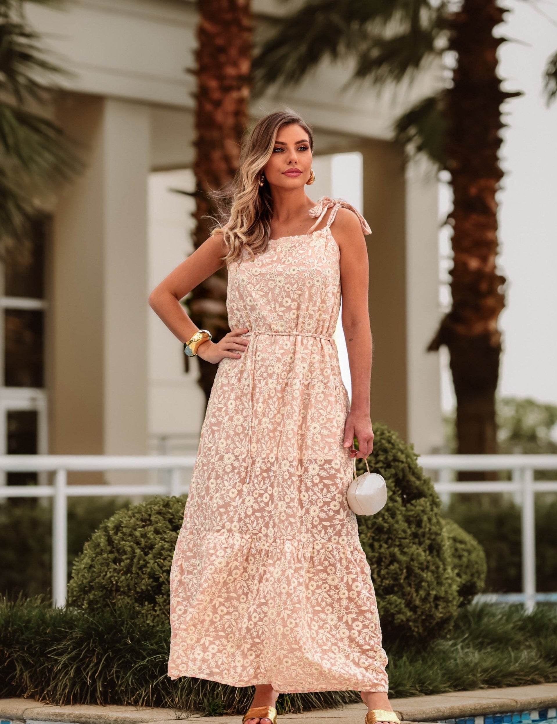 Vestido Maxi Flor de Lótus Rosa Claro