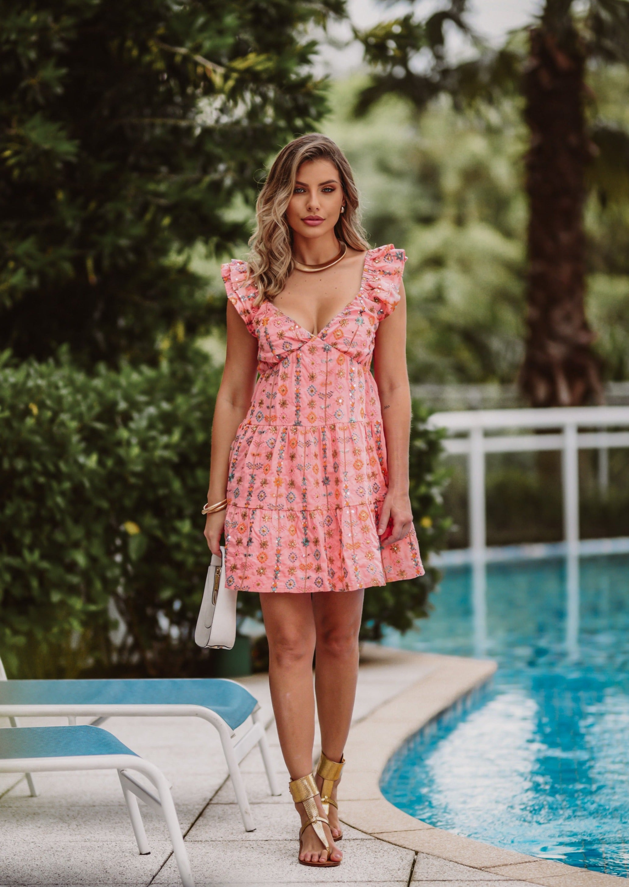 Vestido Curto Ila em Tricoline Bordado
