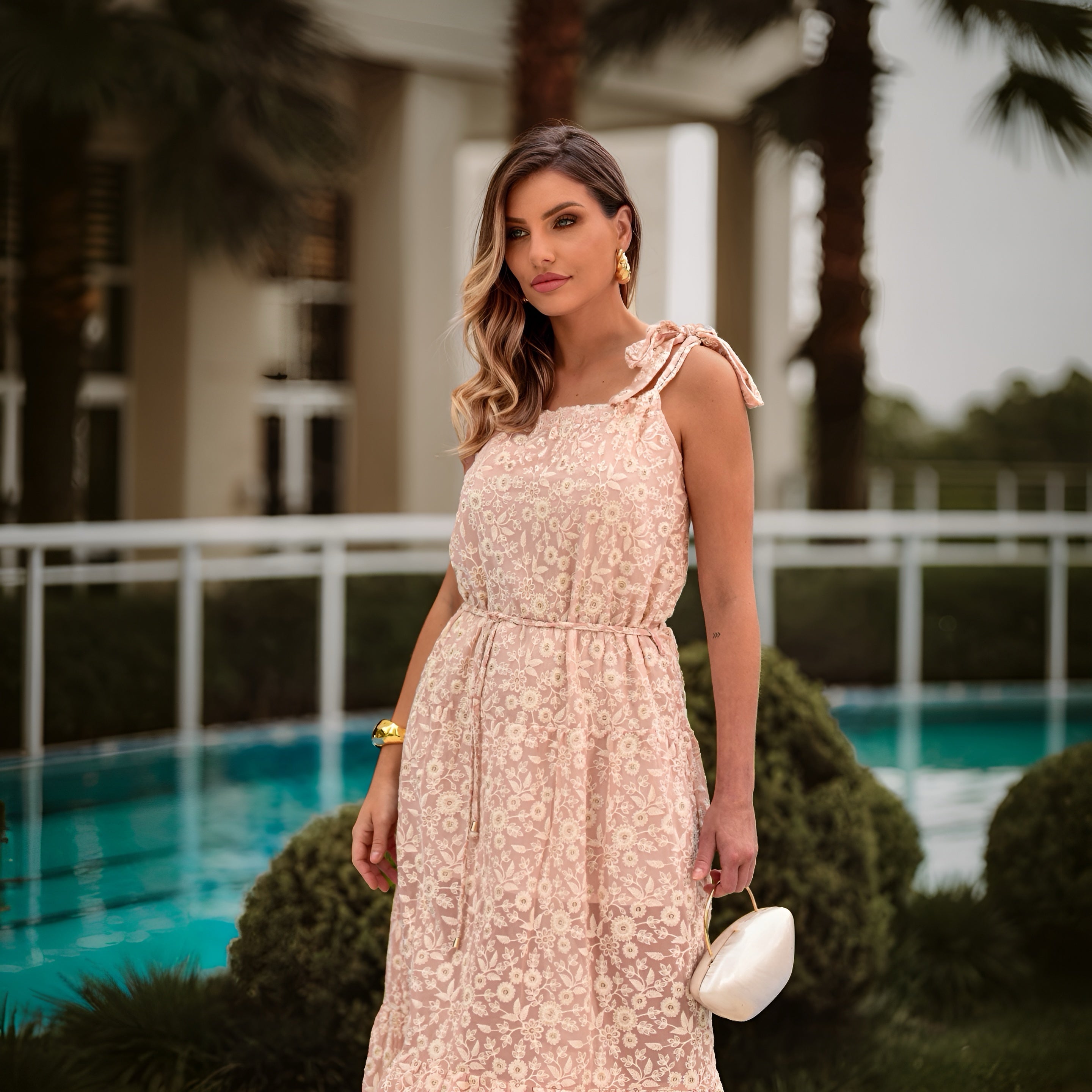 Vestido Flor de Lótus Rosa Claro